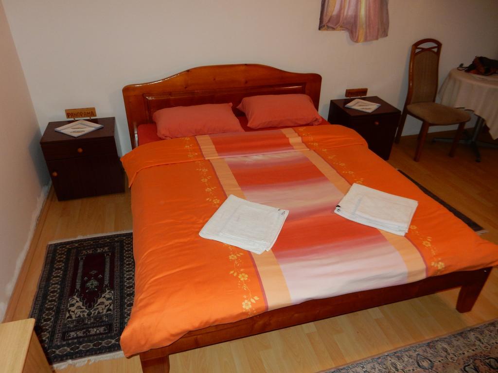 Panorama Lomnica Bed and Breakfast Despotovac Exteriör bild