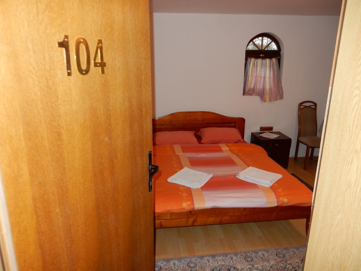 Panorama Lomnica Bed and Breakfast Despotovac Exteriör bild